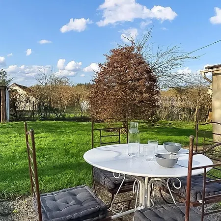 Maison De Charme, Jardin Et Poele 3* Montgaroult