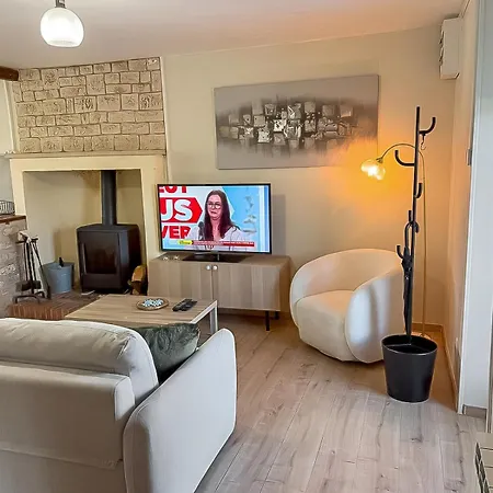 Maison De Charme, Jardin Et Poele 3*