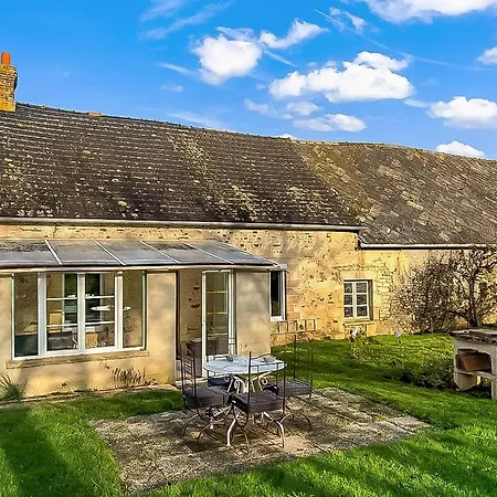 Maison d'hôtes Maison De Charme, Jardin Et Poele 3*
